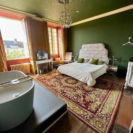 Maison De Mags & Mags Bed and Breakfast Lanouaille Exteriör bild